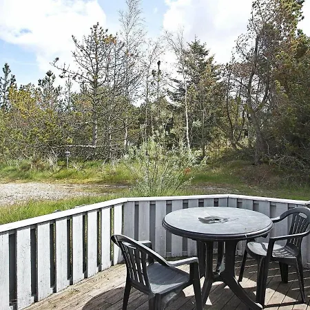 Three-bedroom In 20 *