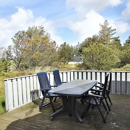 Three-bedroom In 20