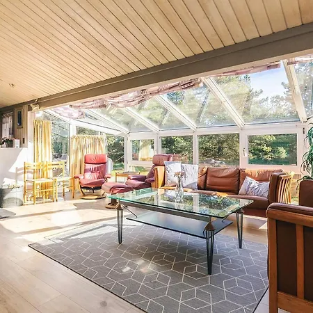 Three-bedroom In 20 Holiday home Aalbaek